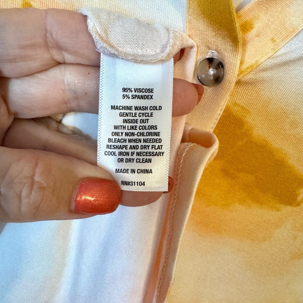 NWT New Directions BEAUTIFUL BUTTON FRONT TOP   PLUS: 2X    #CL - Picture 8 of 8